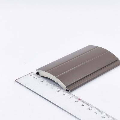 Wood Grain Roller Shutter Slat Aluminium Extrusion Profiles Untuk Pintu Garasi