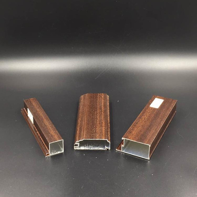 6061 Kayu Finish Aluminium Profiles Door Frame Extrusion Untuk Hotel Villa
