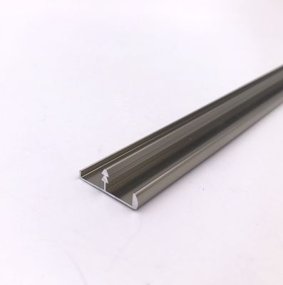 Harga bagus 18.6mm T Bentuk Ekstrusi Aluminium Trim Dekoratif Tepi Profil on line